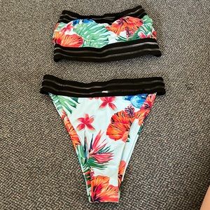 Band bikini set